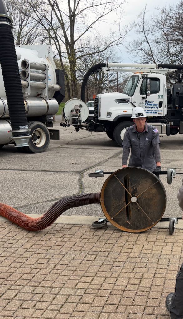 Vacuum truck cleaning permeable pavement in Ohio
